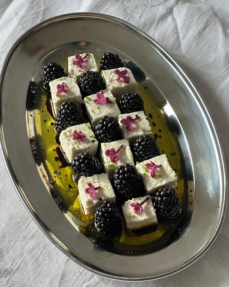 Wholesome Berries: Orchard's Finest Collection