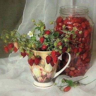 Nature's Sweetness: Artisanal Berry Ensemble